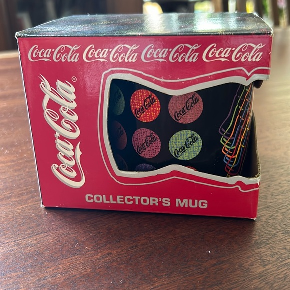 Coca-Cola Collectible Mug 1995 NIB - Picture 1 of 5